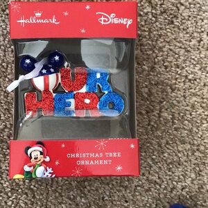 Hallmark Disney Donald Duck Vintage Christmas Ornament Tree Detailed Collectors